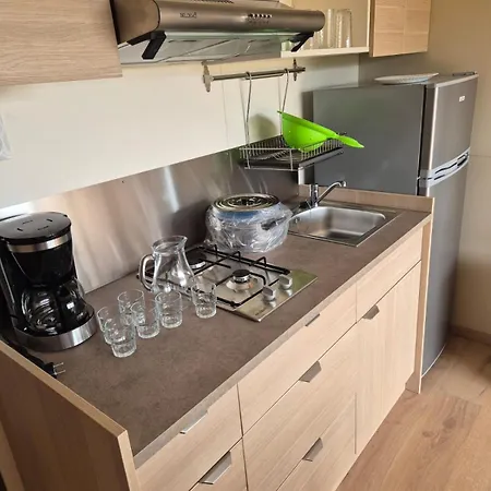 Maisonette Dans Hameau Calme