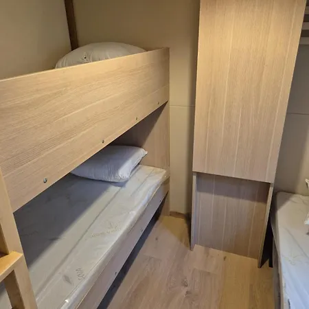 Maisonette Dans Hameau Calme