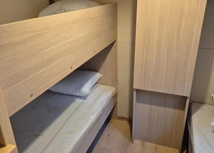 Maisonette Dans Hameau Calme