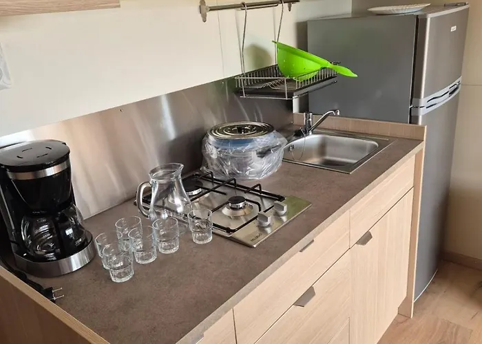 Maisonette Dans Hameau Calme