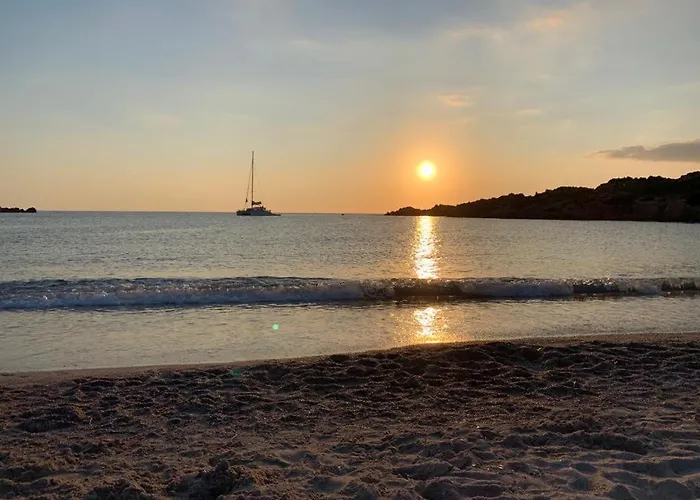 Maisonette Dans Hameau Calme Bonifacio (Corsica)